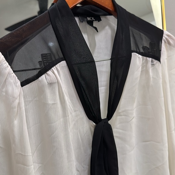 Sheer blouse - Picture 3 of 4